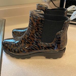 Leopard Short Rain Boots